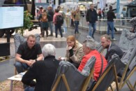 Die Fachbesucher tauschten auch nach der Veranstaltung noch eigene Erfahrungen aus. Zukunftswerkstatt Caravaning und Tourismus